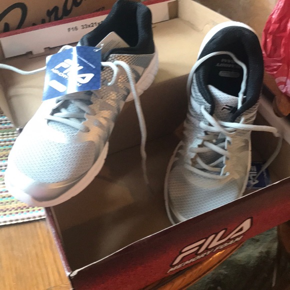 Sneakers - Picture 1 of 7